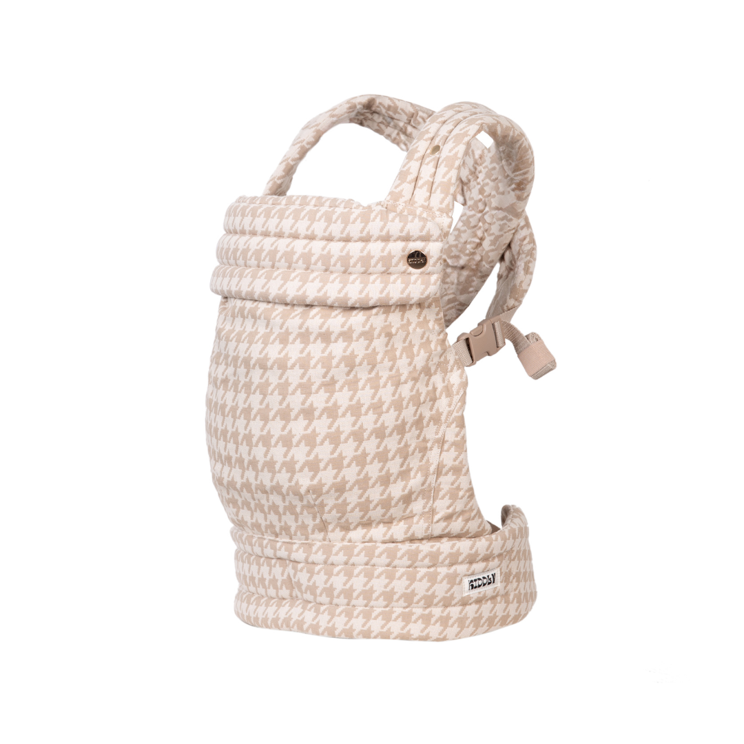 Baby carrier - Beige with houndstooth pattern